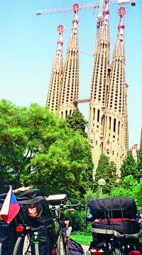 Barcelona - nedokončená katedrála Gaudího Svaté rodiny (Sagrada Familia)