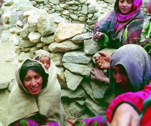 V Pakistánu se hovoří nejméně 23 jazyky a kroj se různí skoro v každé vesnici