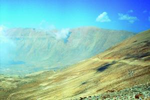 Pohled z hřebene pohoří Libanonu.